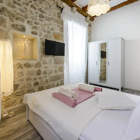Luxury Rose Apartamento *